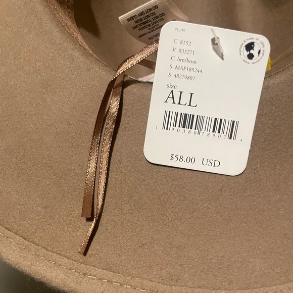 NEW WITH TAGS FREE PEOPLE HAT - Picture 3 of 4